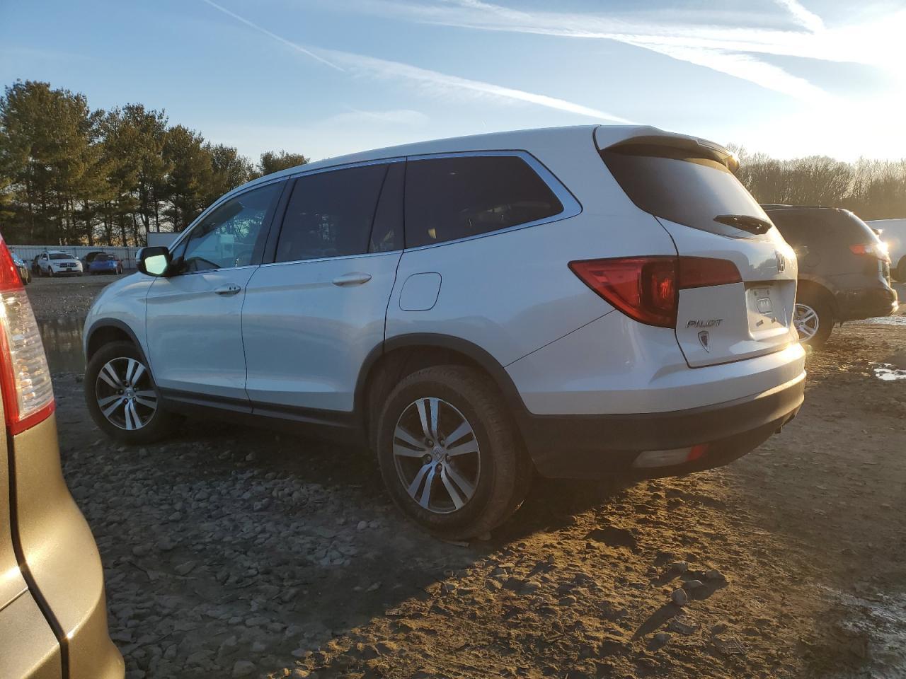 2016 HONDA PILOT EXL - Image 2