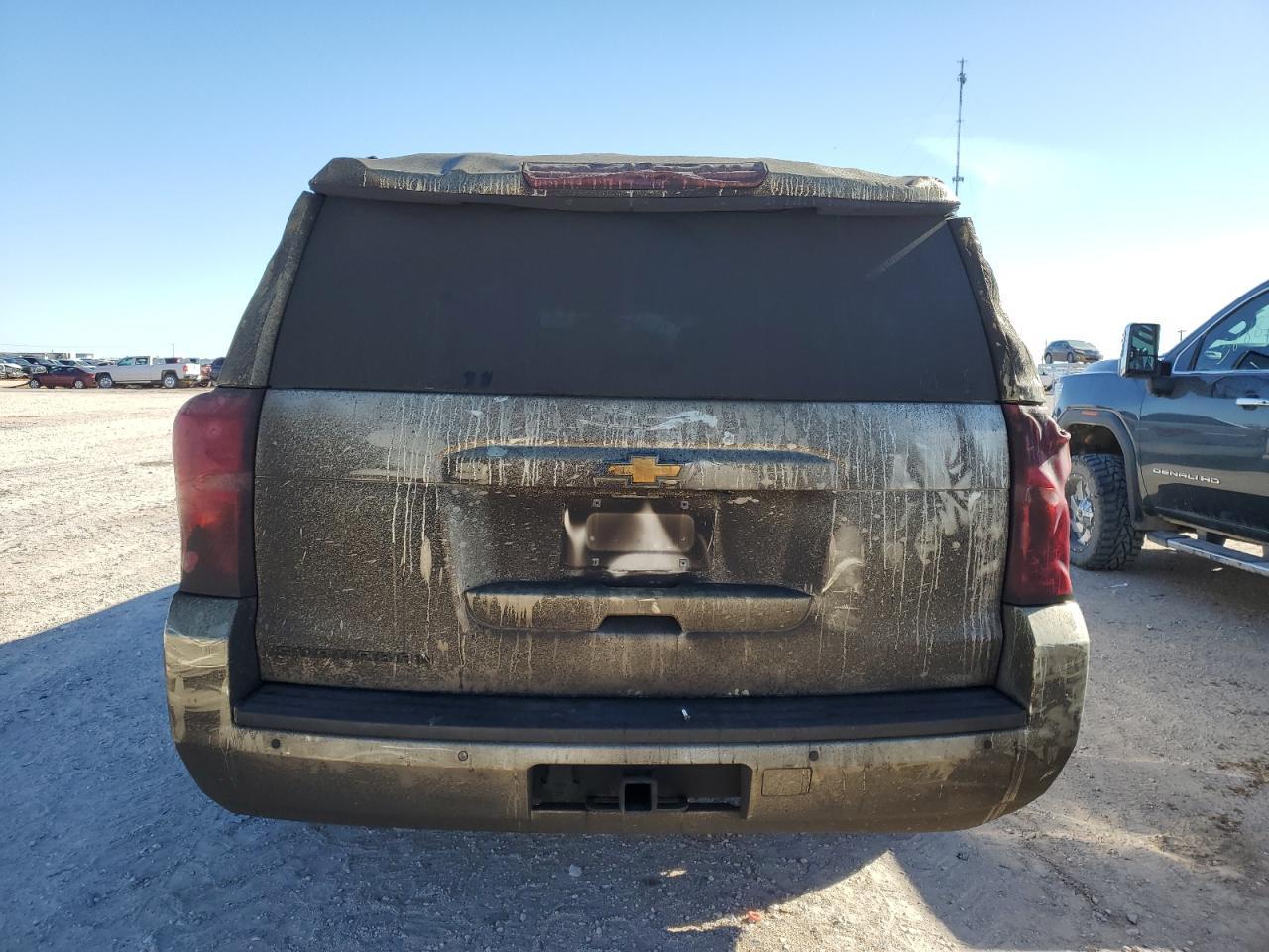 2015 CHEVROLET SUBURBAN C - Image 6