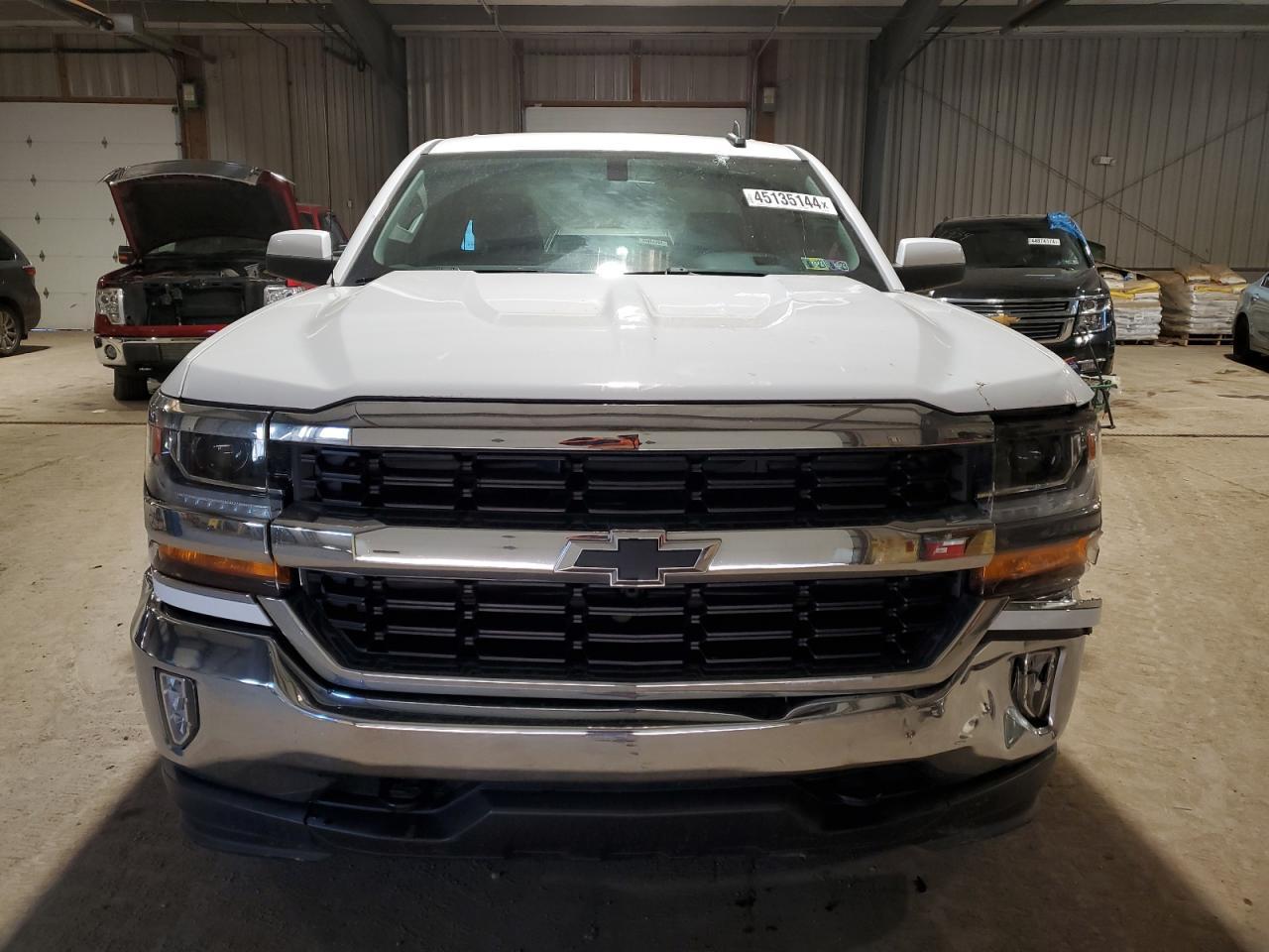 2017 CHEVROLET SILVERADO - Image 5