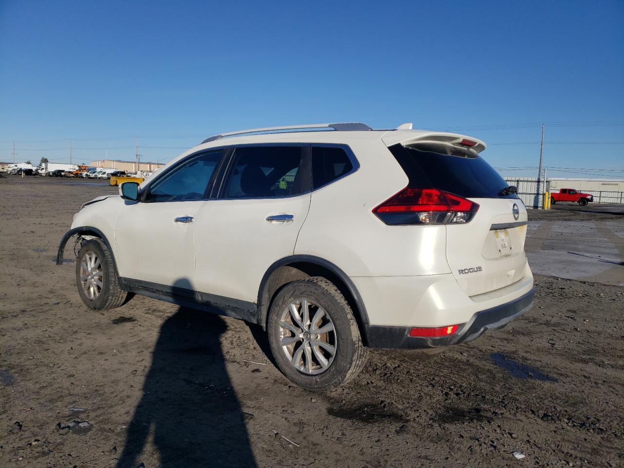 2017 NISSAN ROGUE S - Фото 2