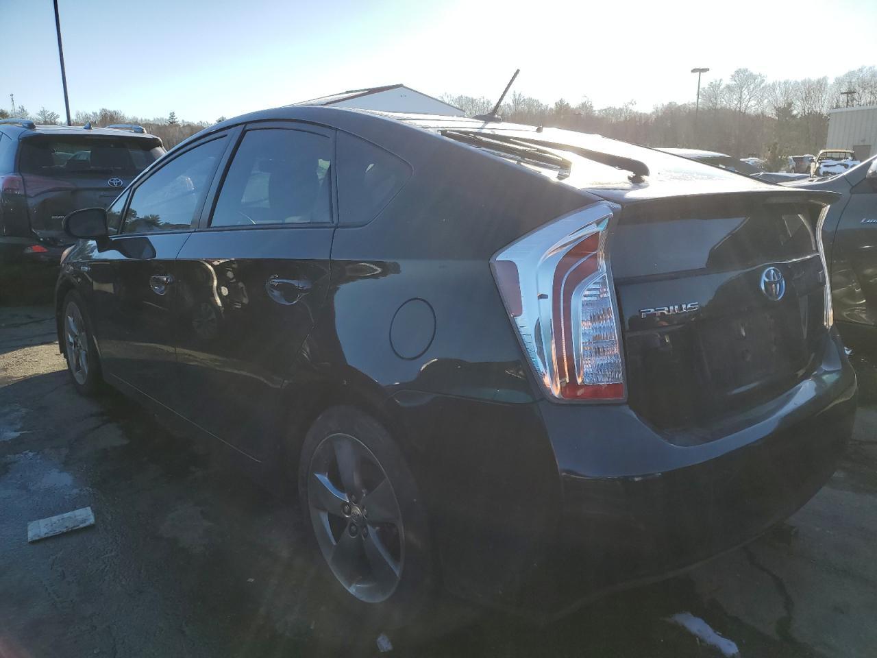 2013 TOYOTA PRIUS - Фото 2