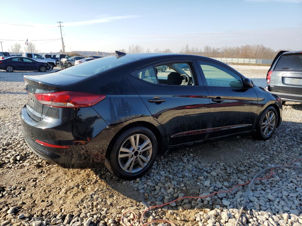 2018 HYUNDAI ELANTRA SE - Фото 3