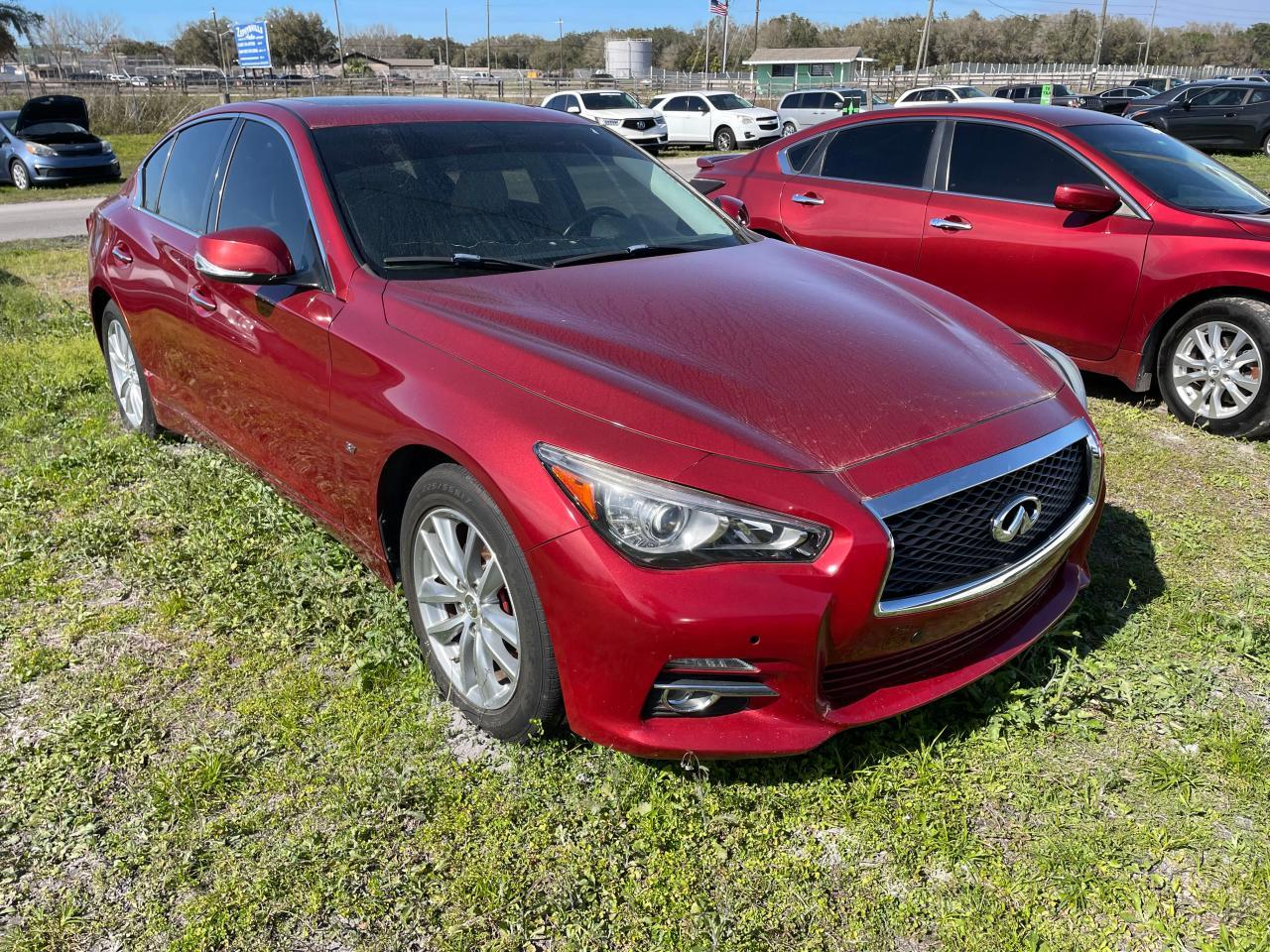 2015 INFINITI Q50 BASE