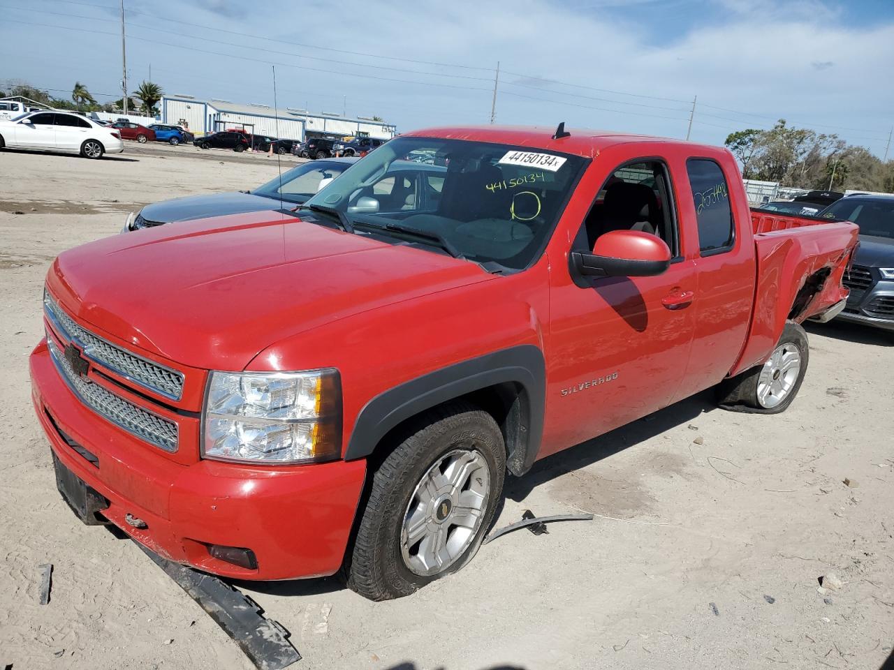 2012 CHEVROLET SILVERADO car image