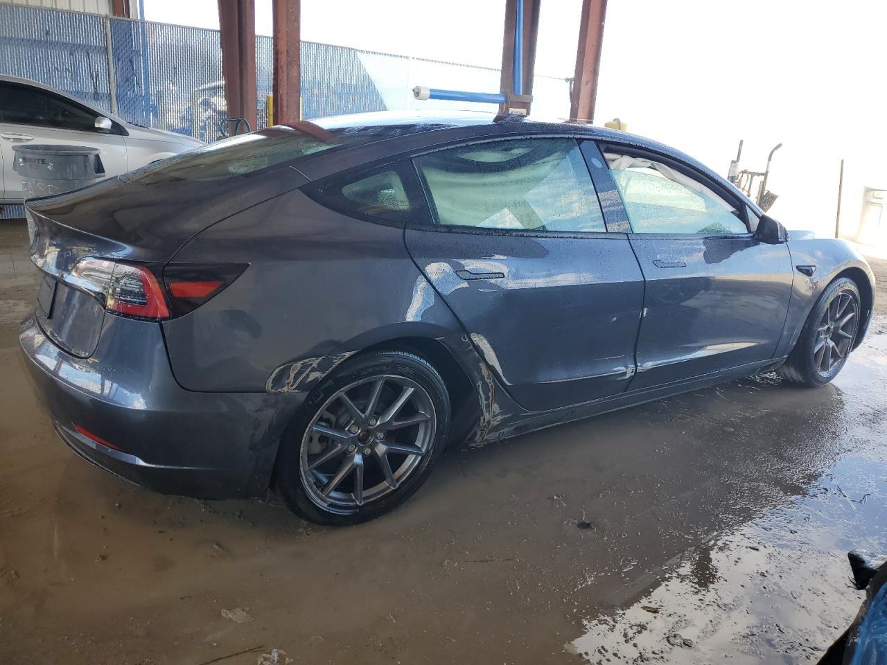 2023 TESLA MODEL 3 - Фото 3