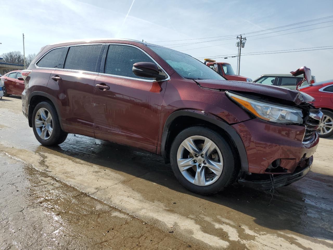 2015 TOYOTA HIGHLANDER - Image 4