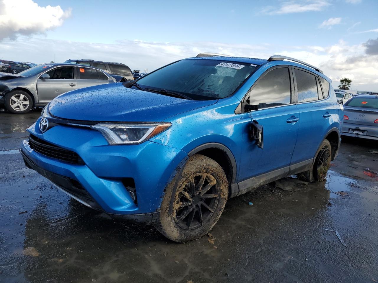 2016 TOYOTA RAV4 XLE