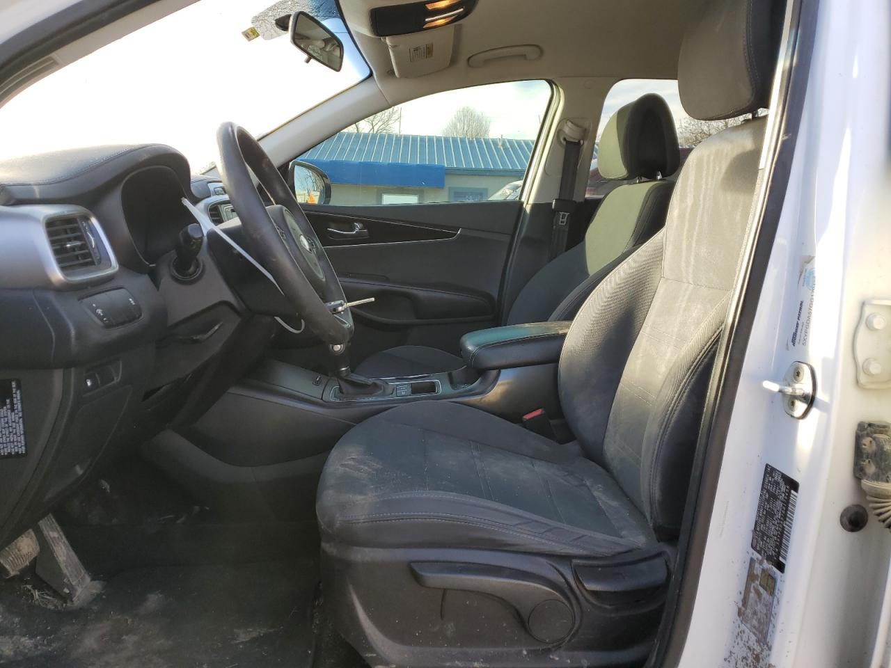 2016 KIA SORENTO LX - Image 7