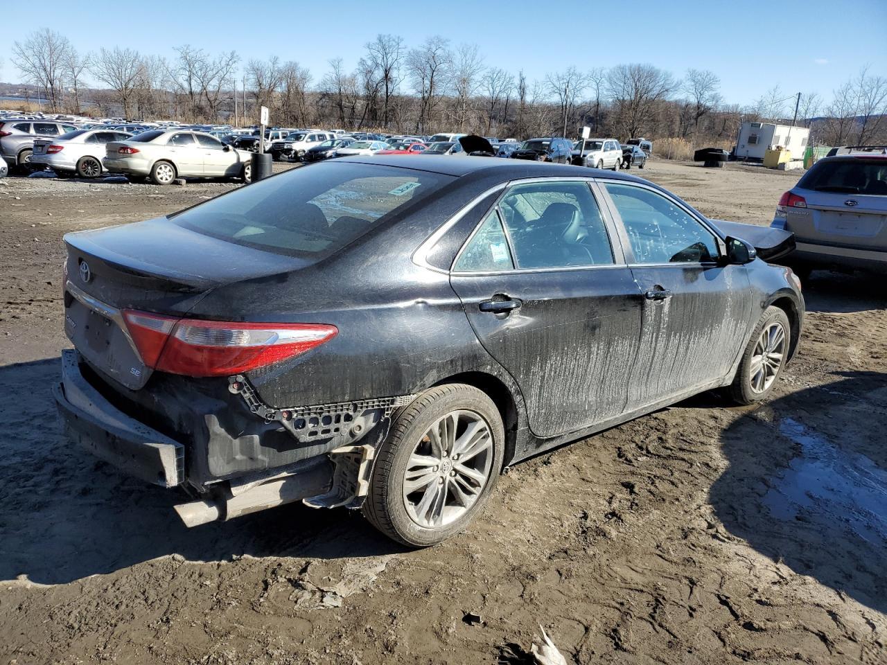 2016 TOYOTA CAMRY LE - Фото 3