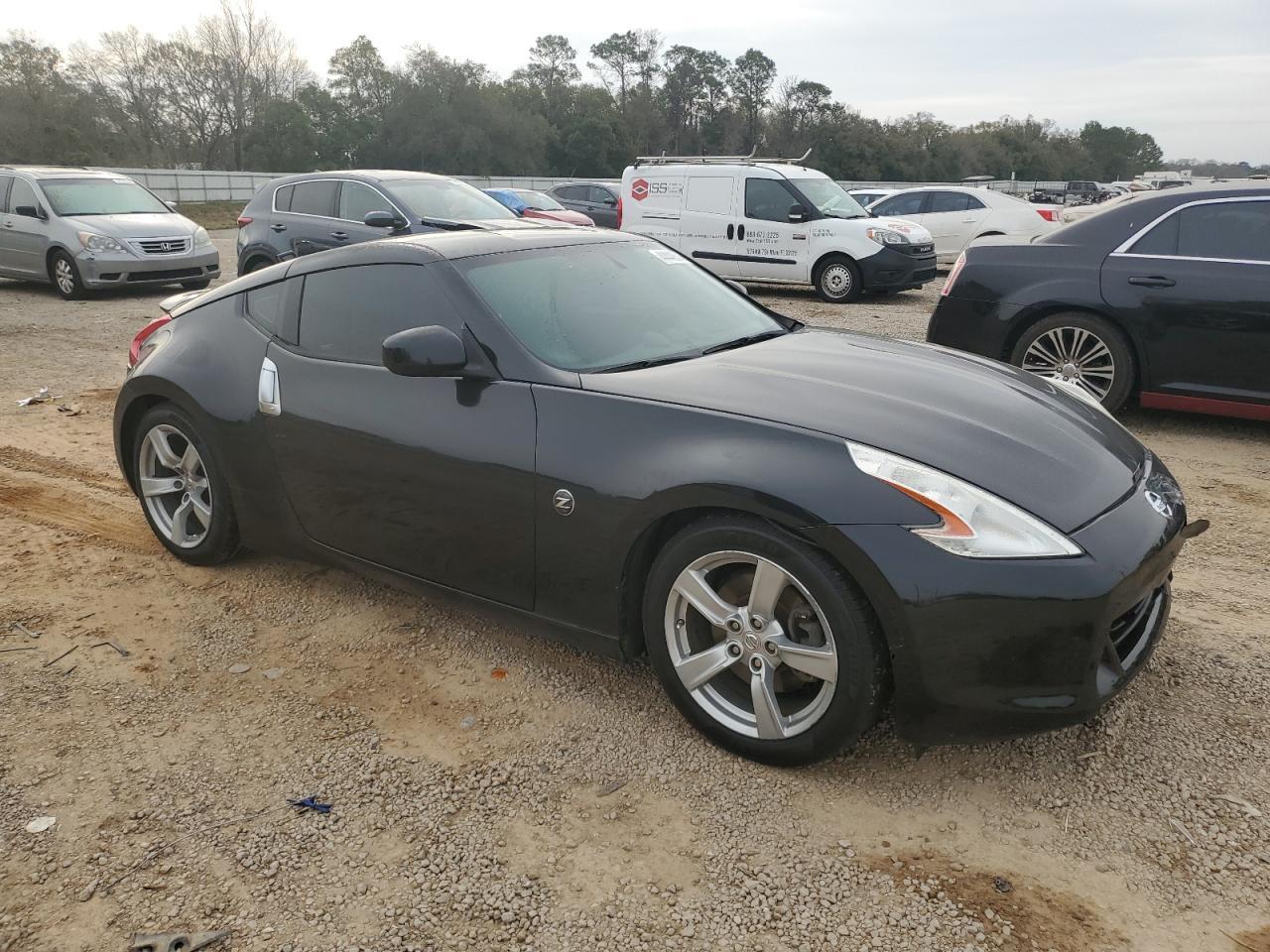2012 NISSAN 370Z BASE - Фото 4