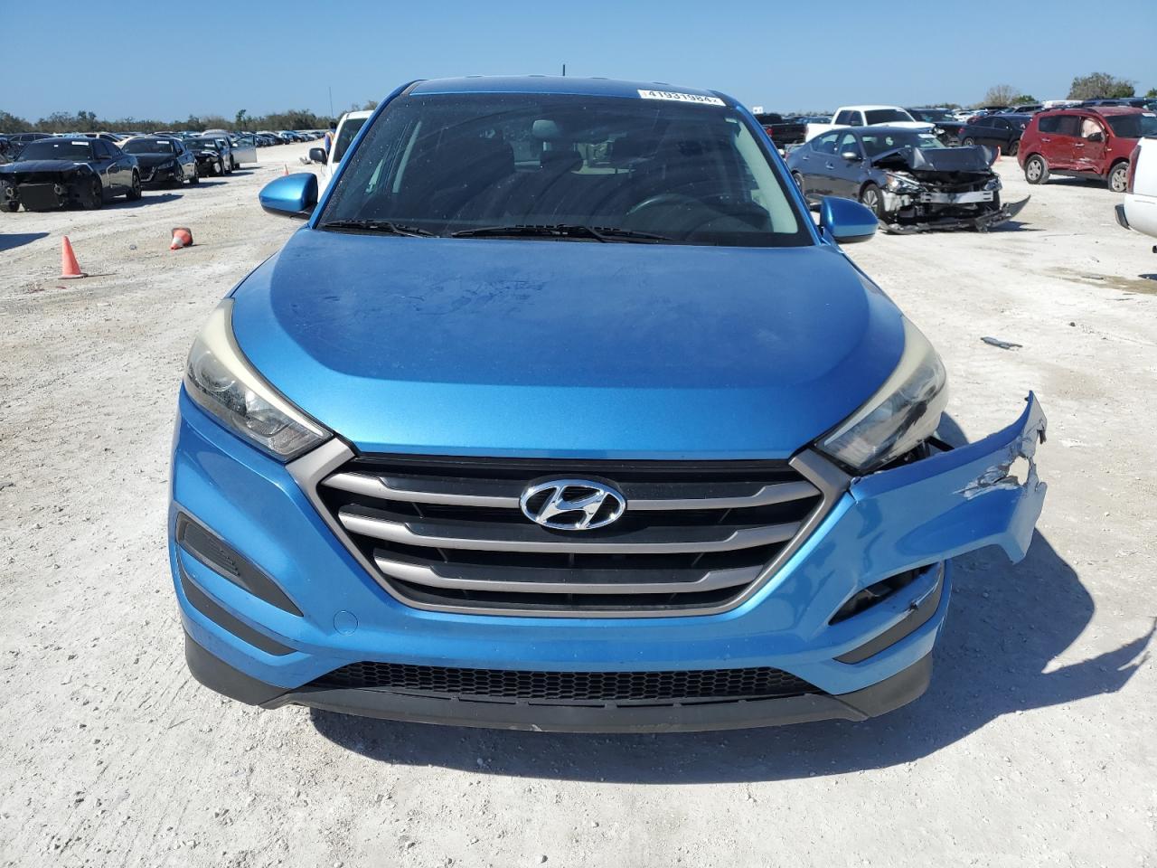 2016 HYUNDAI TUCSON SE - Фото 5