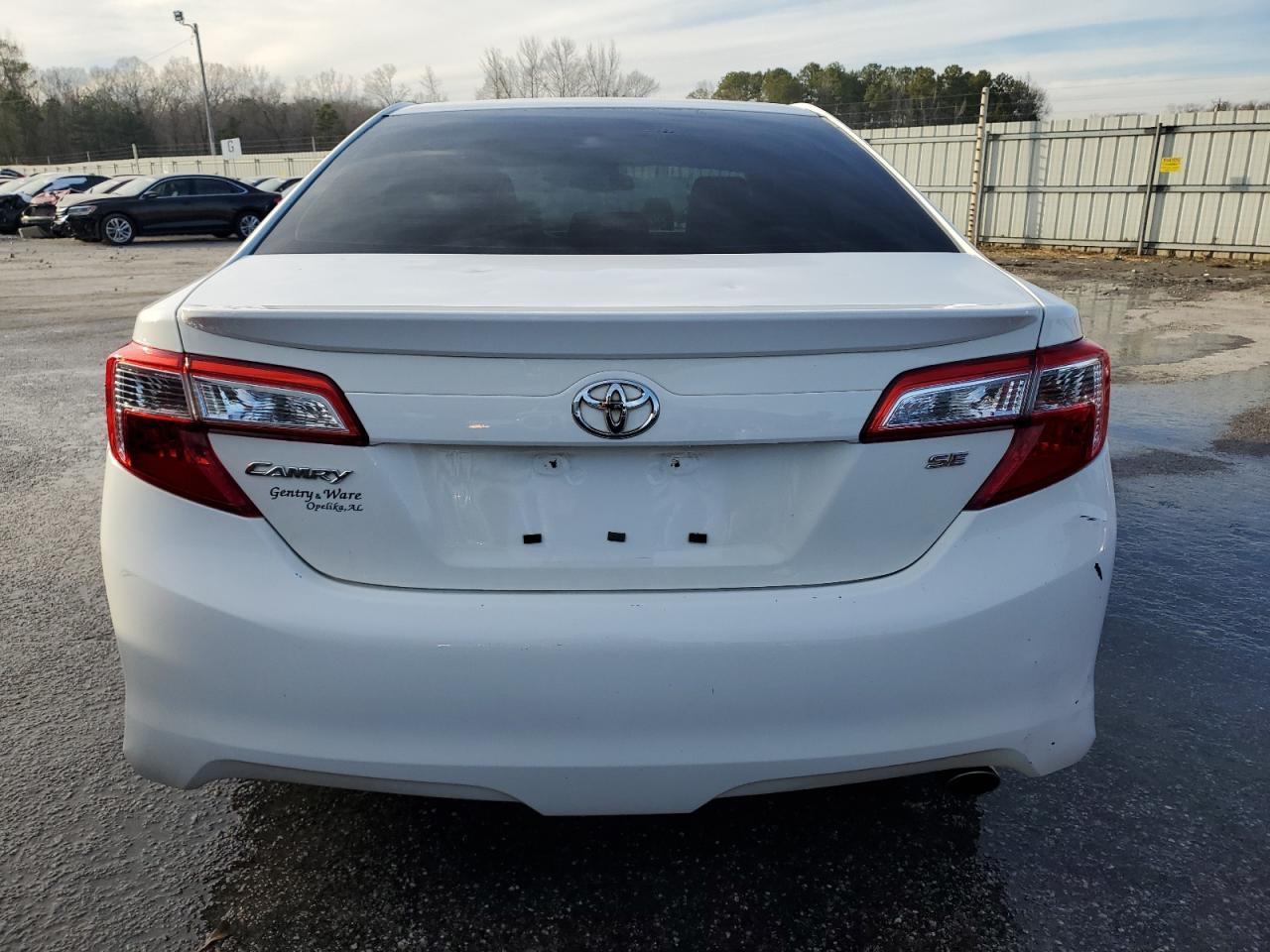 2014 TOYOTA CAMRY L - Фото 6