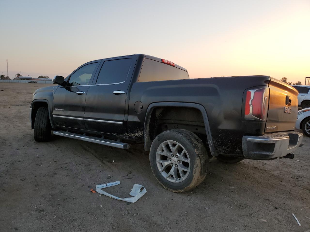 2017 GMC SIERRA K15 - Image 2