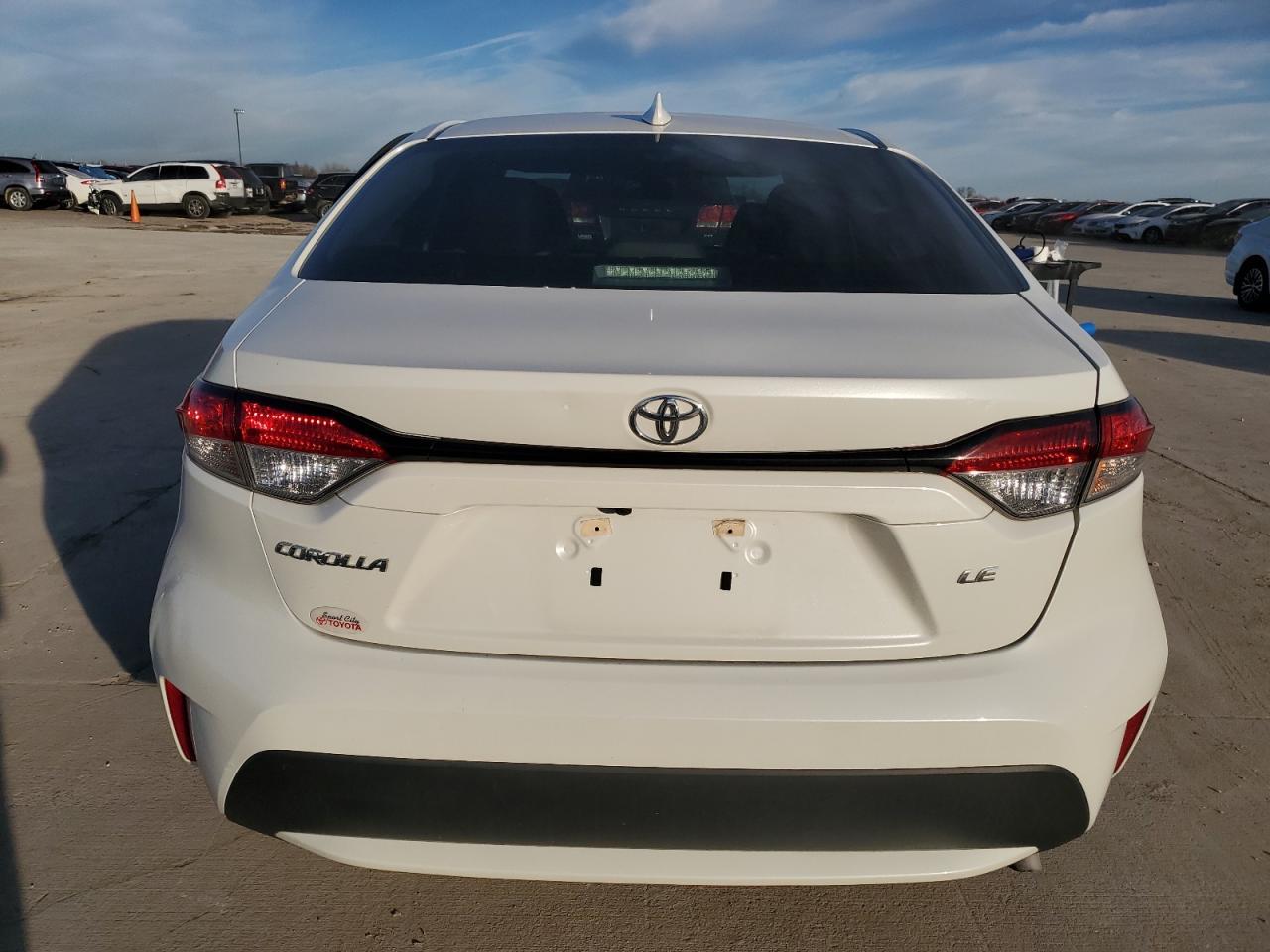 2020 TOYOTA COROLLA LE - Фото 6
