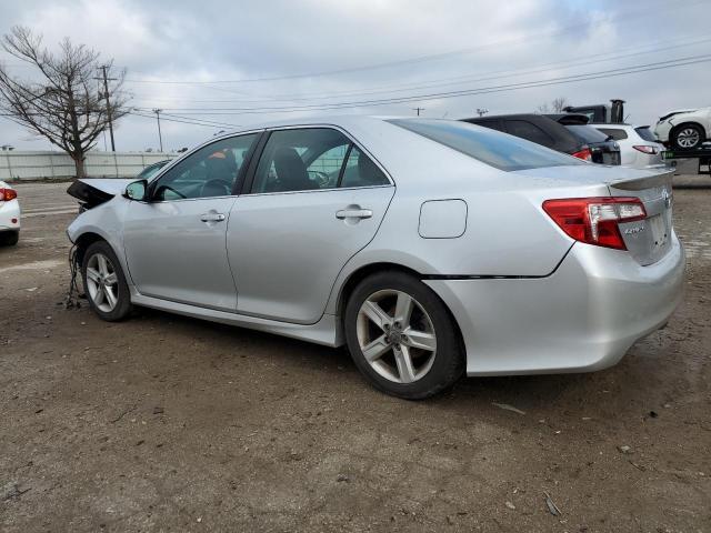 2013 Toyota Camry L - Фото 2