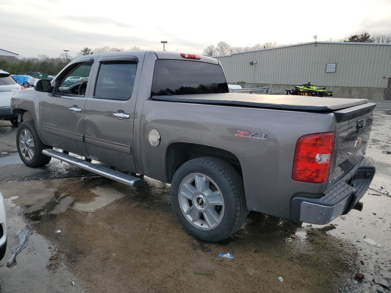 2013 CHEVROLET SILVERADO - Image 2