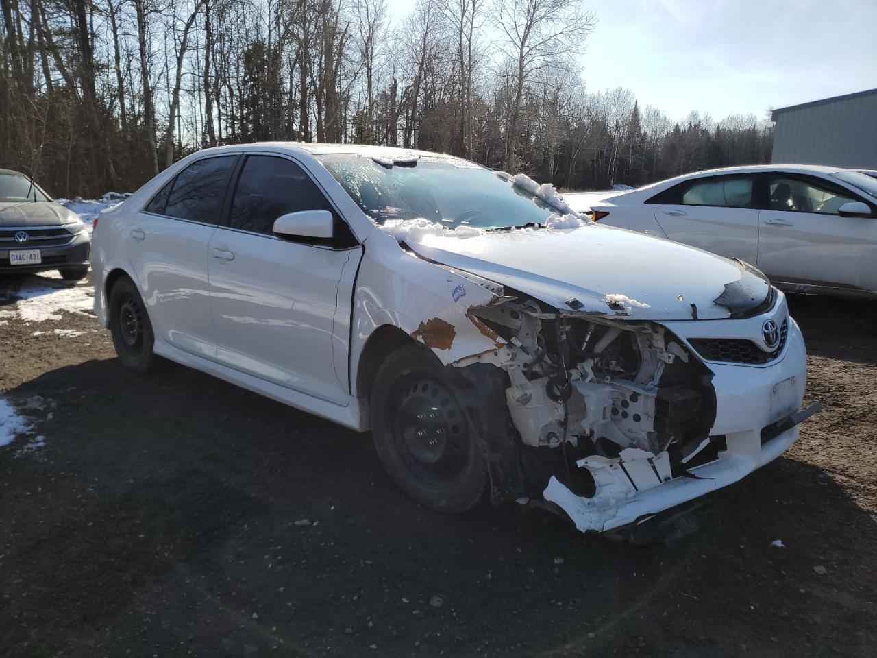 2014 TOYOTA CAMRY L - Image 4