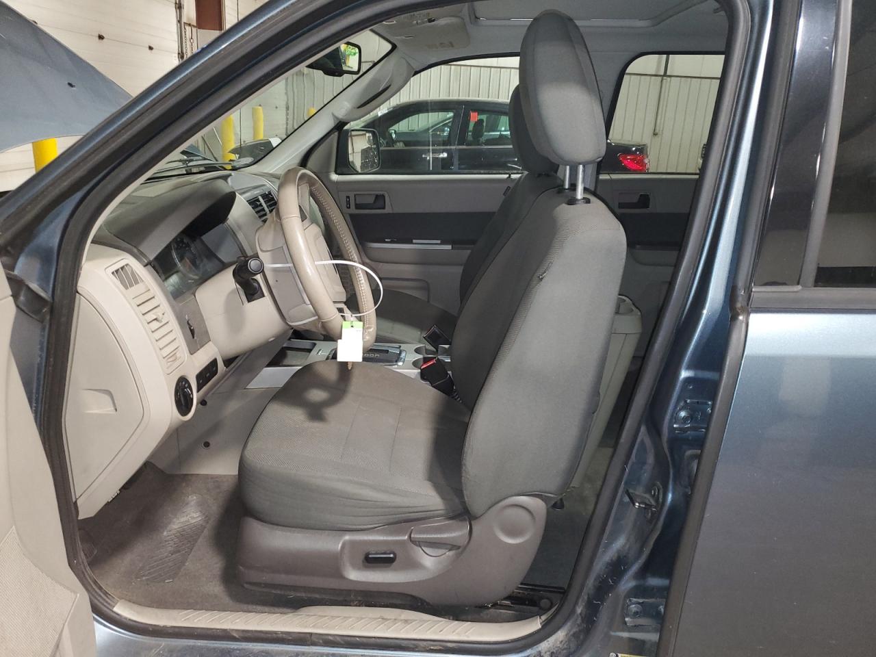 2010 FORD ESCAPE XLT - Фото 7