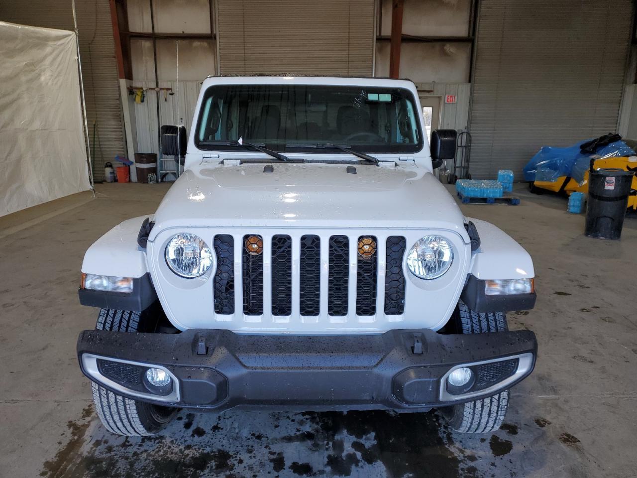 2023 JEEP GLADIATOR - Image 5