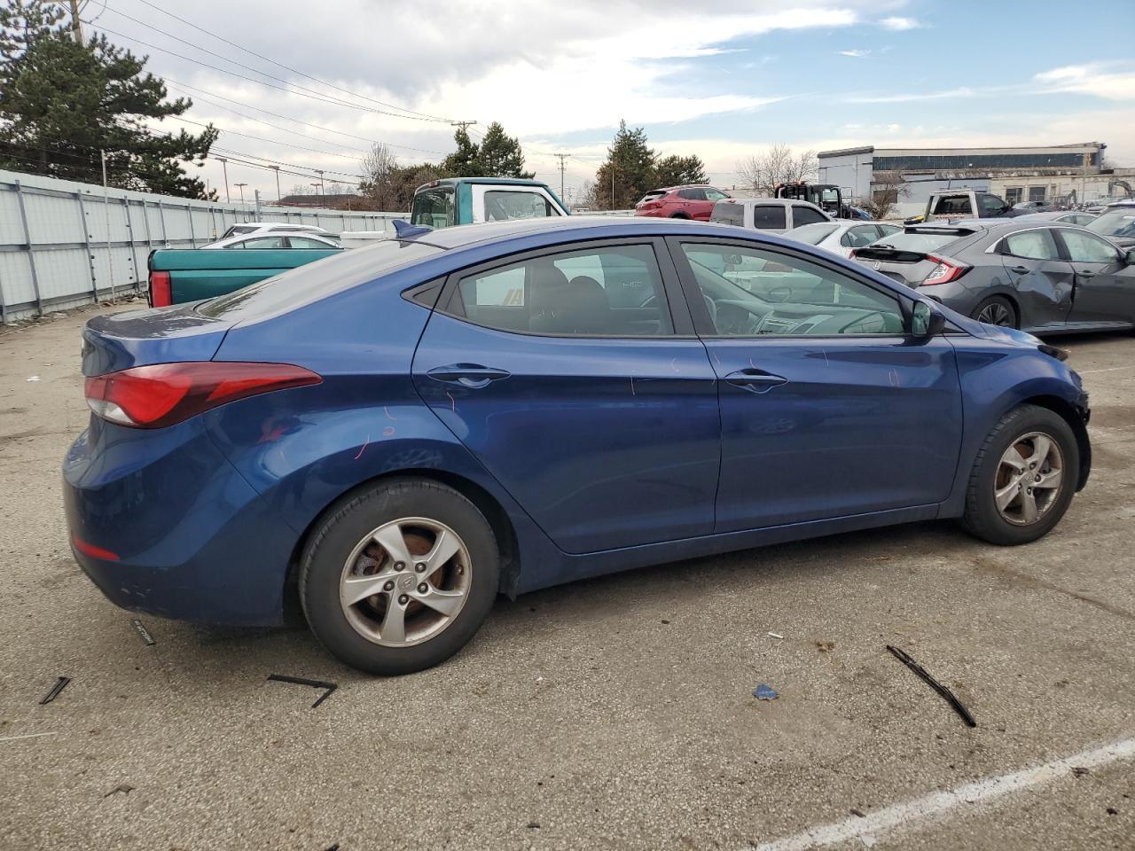 2015 HYUNDAI ELANTRA SE - Фото 3
