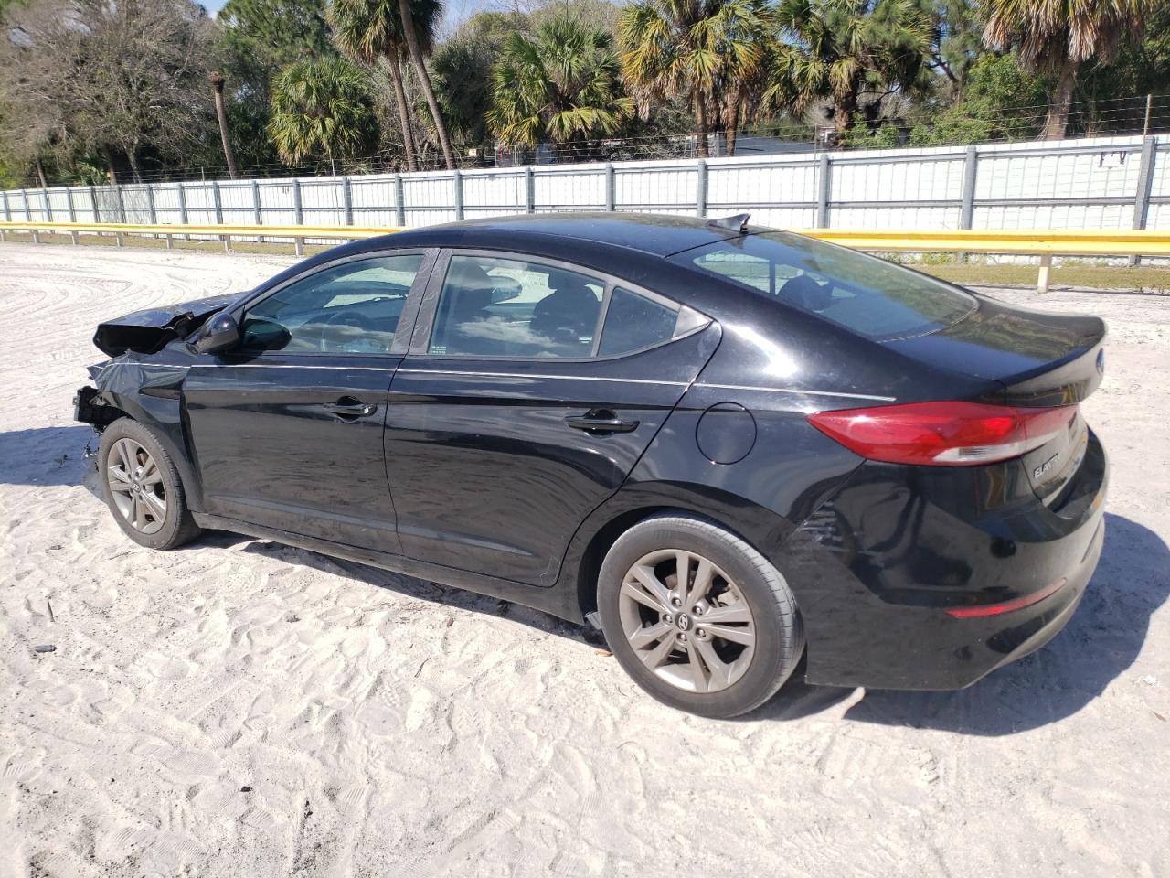 2018 HYUNDAI ELANTRA SE - Фото 2