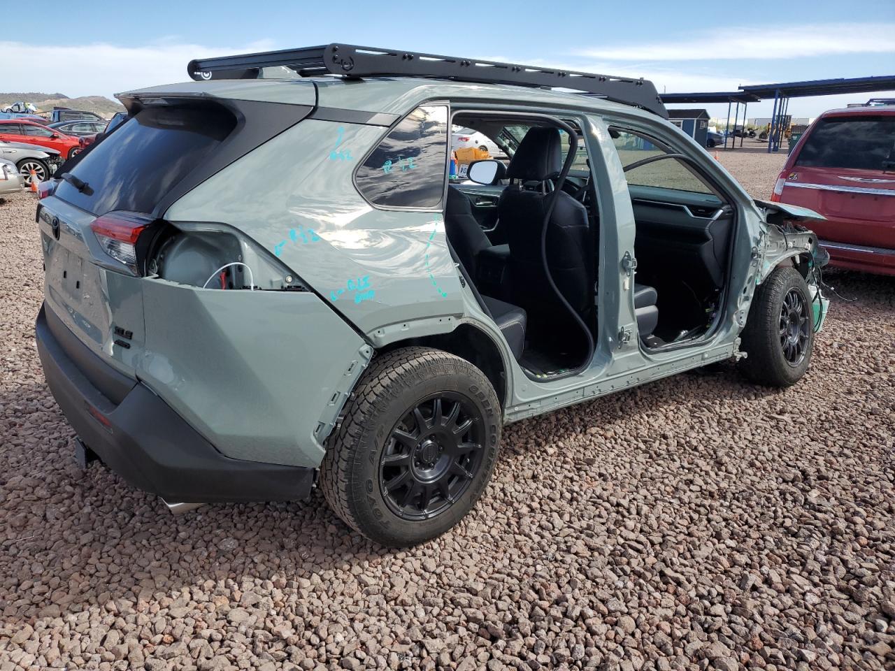 2020 TOYOTA RAV4 XLE P - Image 3
