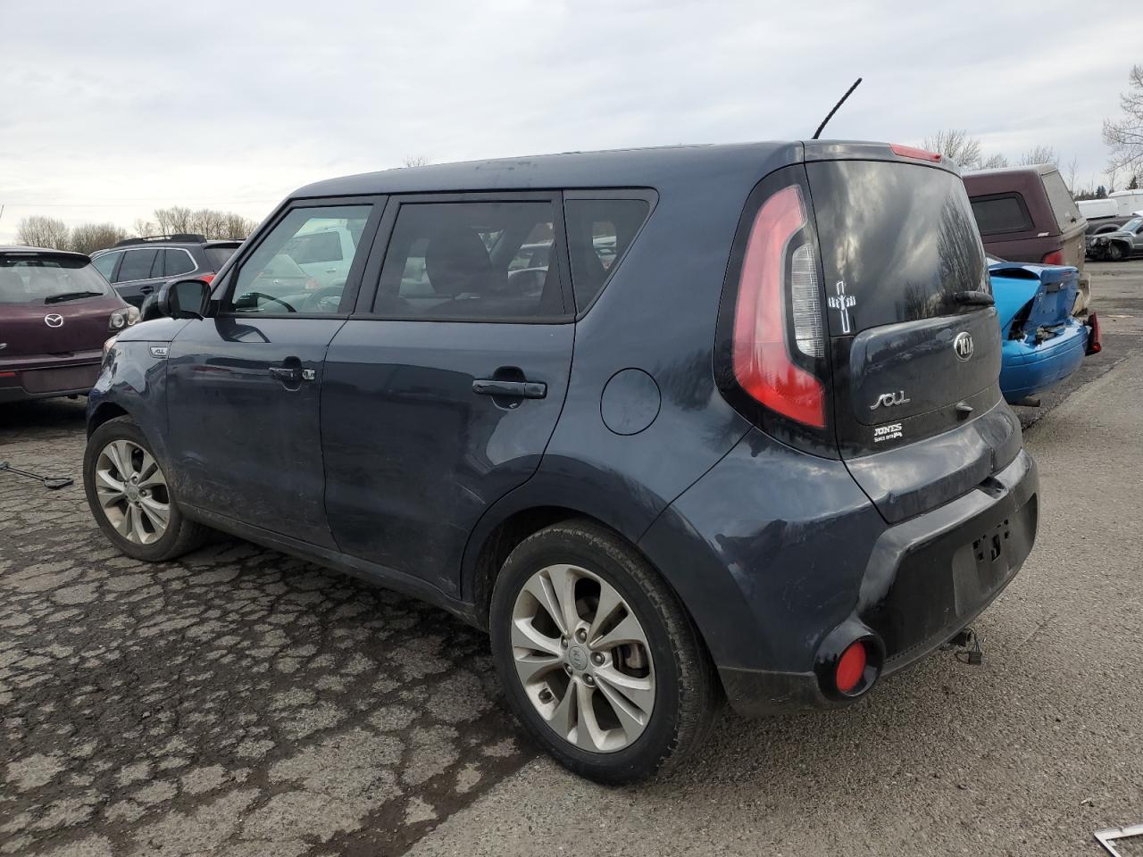 2016 KIA SOUL + - Image 2