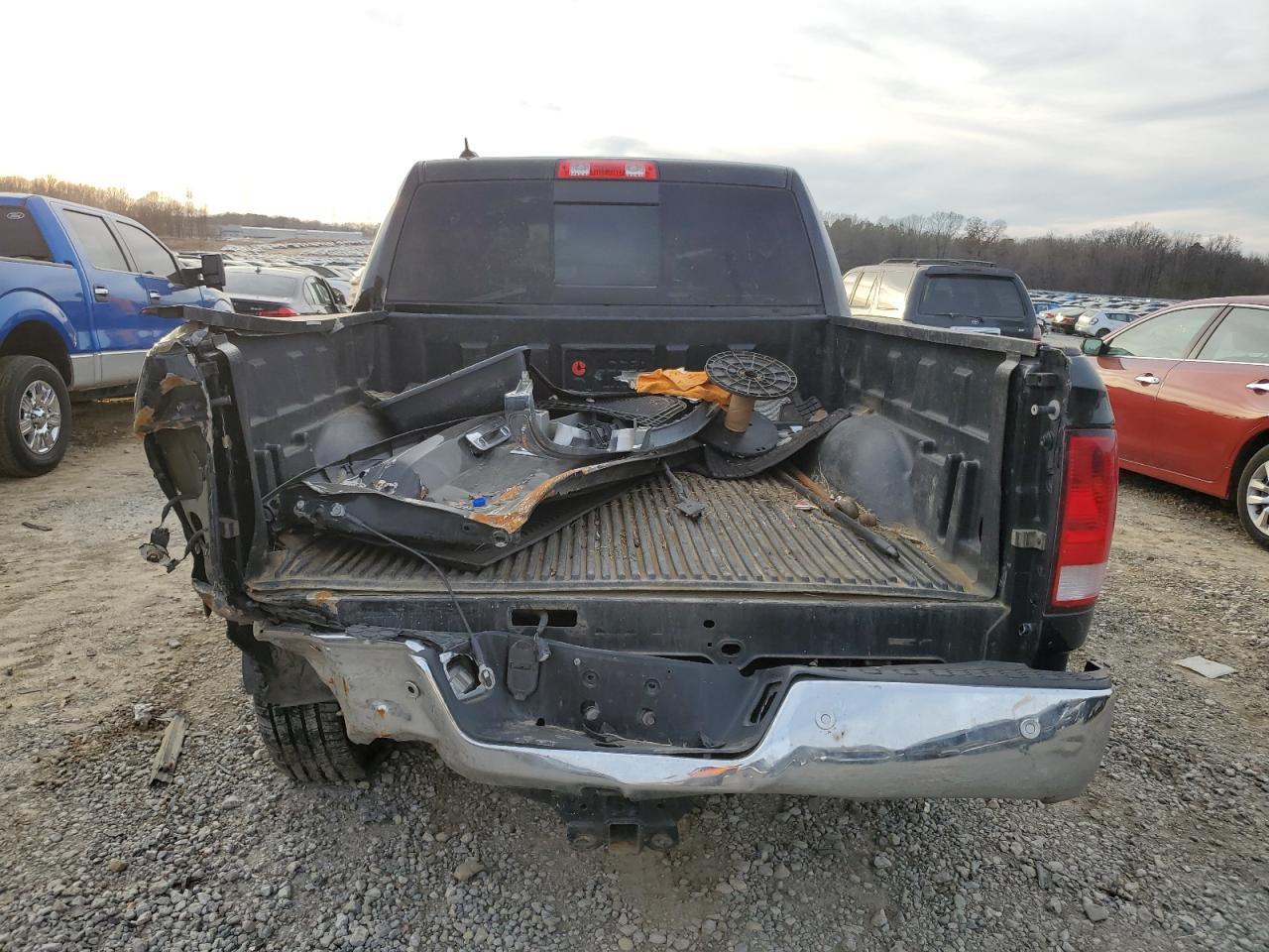 2015 RAM 1500 SLT - Image 6