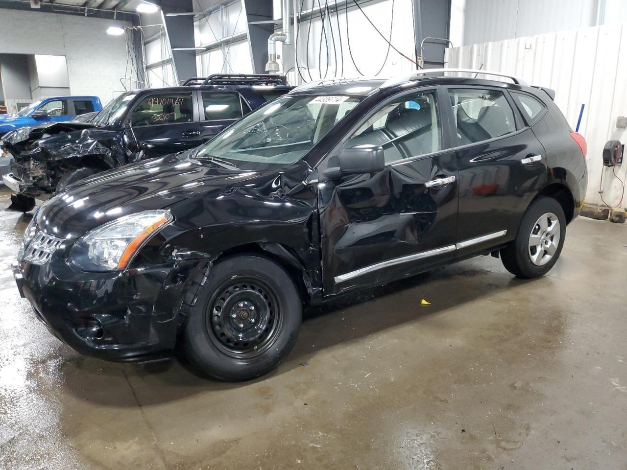 2015 NISSAN ROGUE SELE