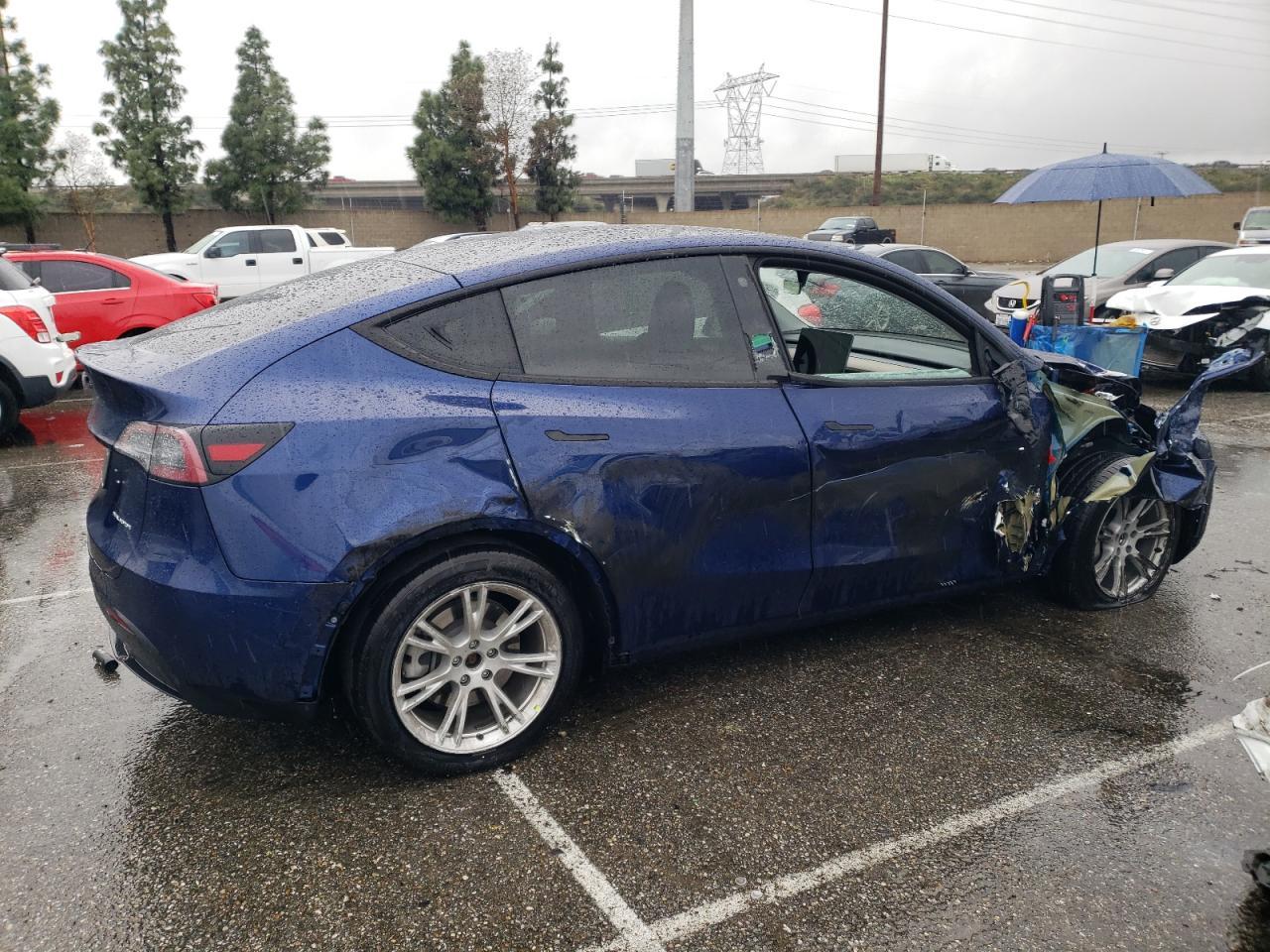 2023 TESLA MODEL Y - Image 3