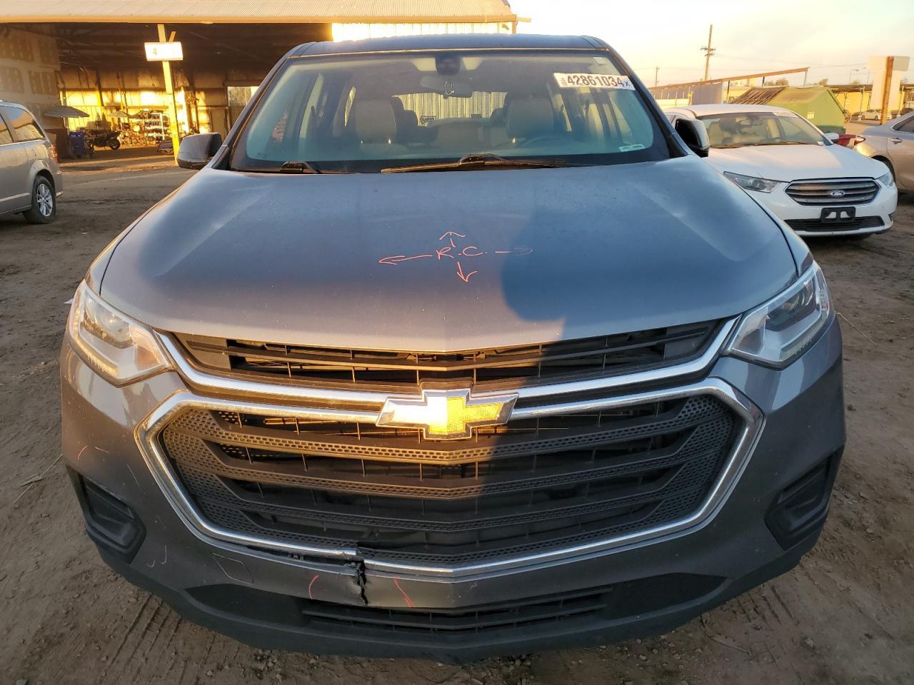 2018 CHEVROLET TRAVERSE L - Фото 5