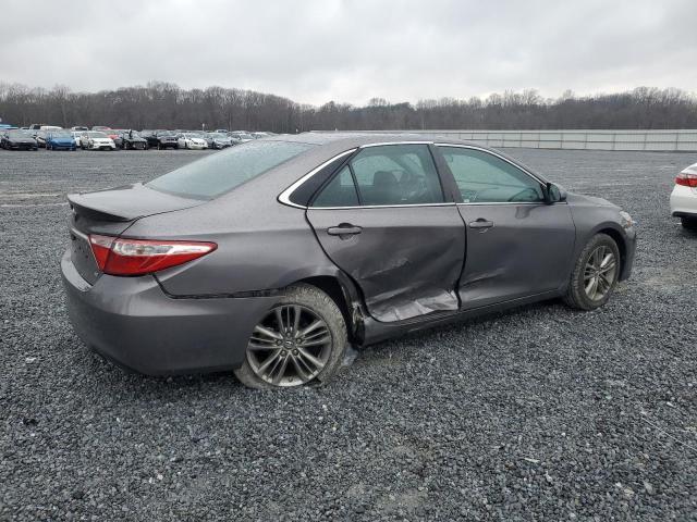 2017 Toyota Camry Le - Фото 3