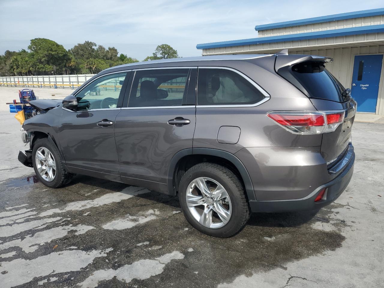 2015 TOYOTA HIGHLANDER - Фото 2