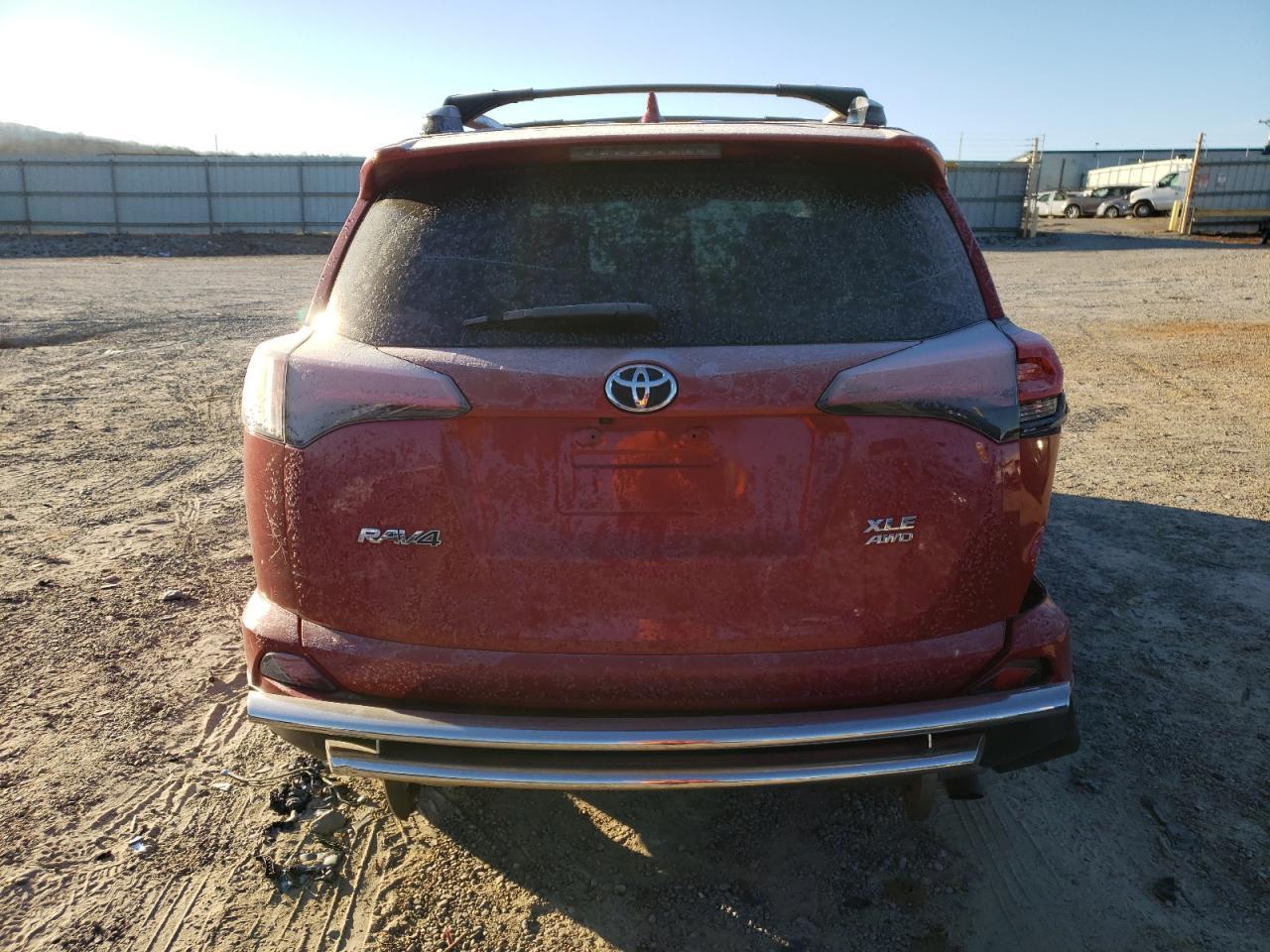 2017 TOYOTA RAV4 XLE - Image 6