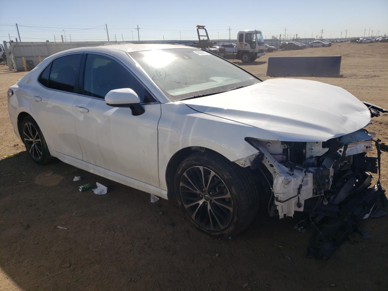 2018 TOYOTA CAMRY L - Фото 4