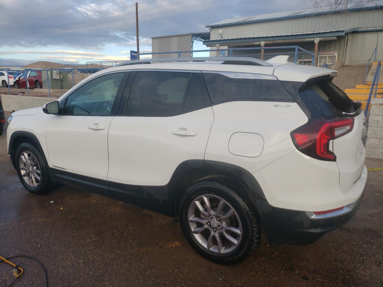 2023 GMC TERRAIN SL - Фото 2