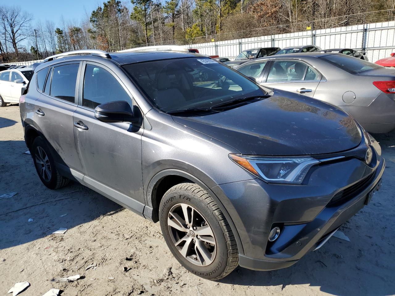 2016 TOYOTA RAV4 XLE - Фото 4
