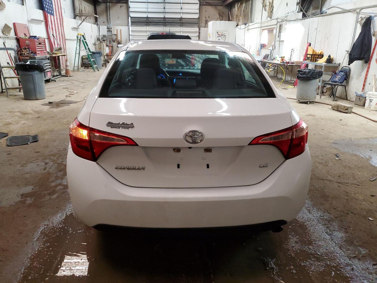 2019 TOYOTA COROLLA L - Image 6