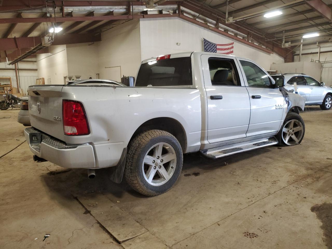 2018 RAM 1500 ST - Image 3
