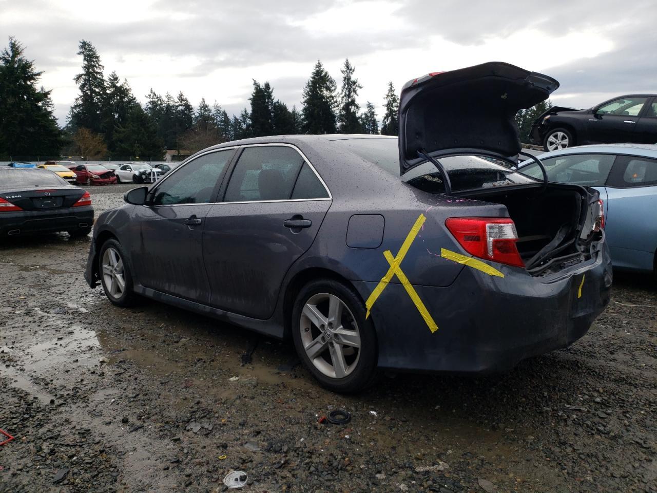 2014 TOYOTA CAMRY L - Image 2