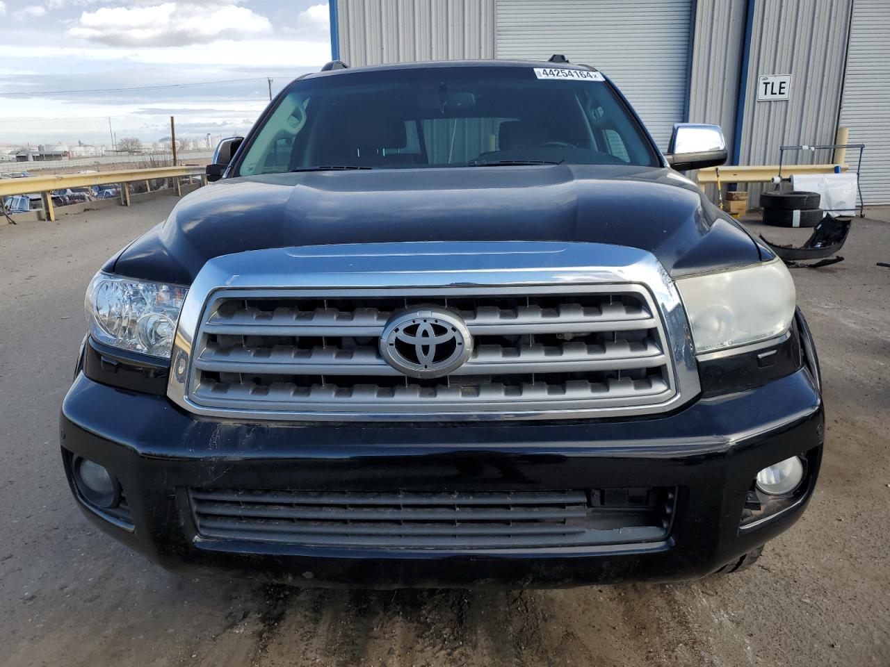 2013 TOYOTA SEQUOIA PL - Image 5