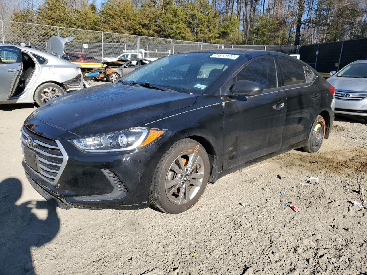 2018 HYUNDAI ELANTRA SE