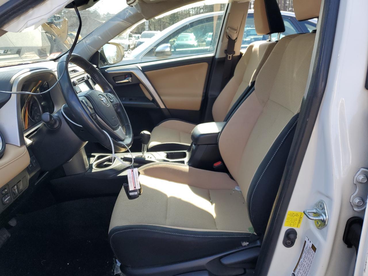 2017 TOYOTA RAV4 XLE - Image 7