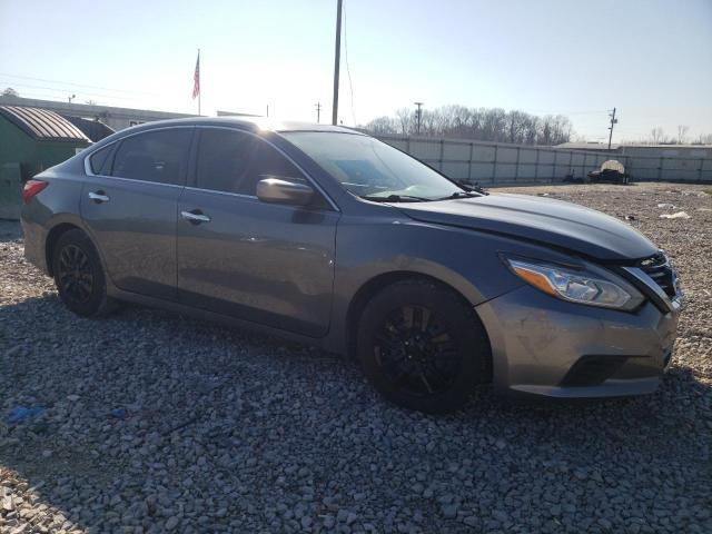 2017 Nissan Altima 2.5 - Image 4