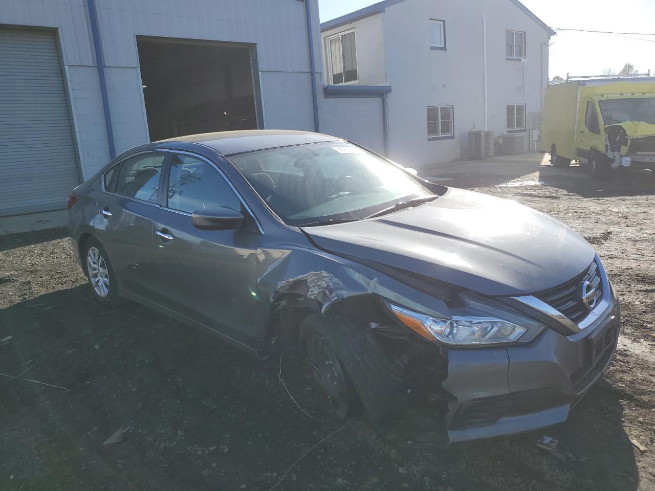 2018 NISSAN ALTIMA 2.5 - Image 4