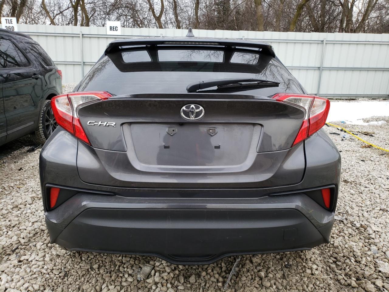 2021 TOYOTA C-HR XLE - Фото 6