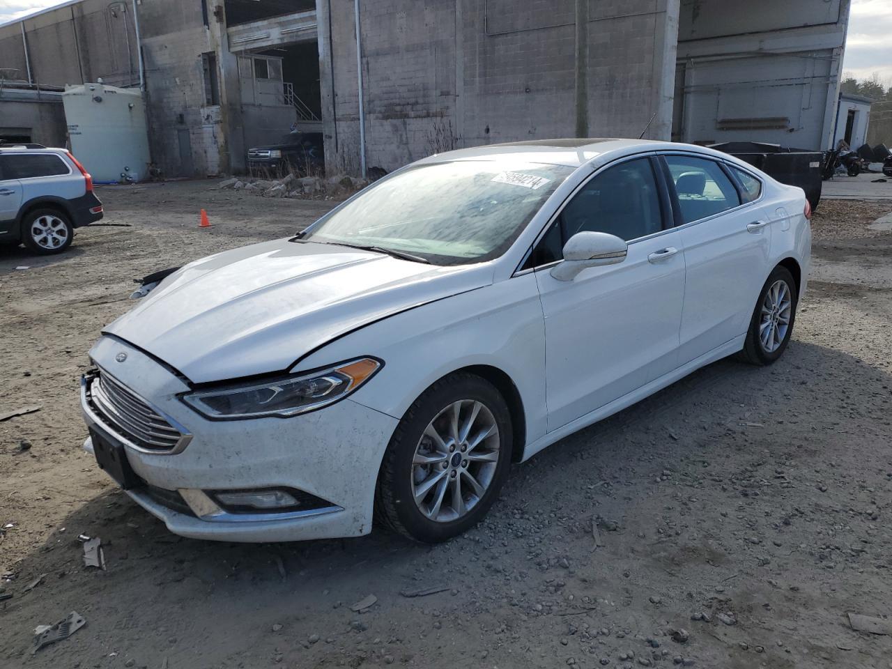 2017 FORD FUSION SE car image