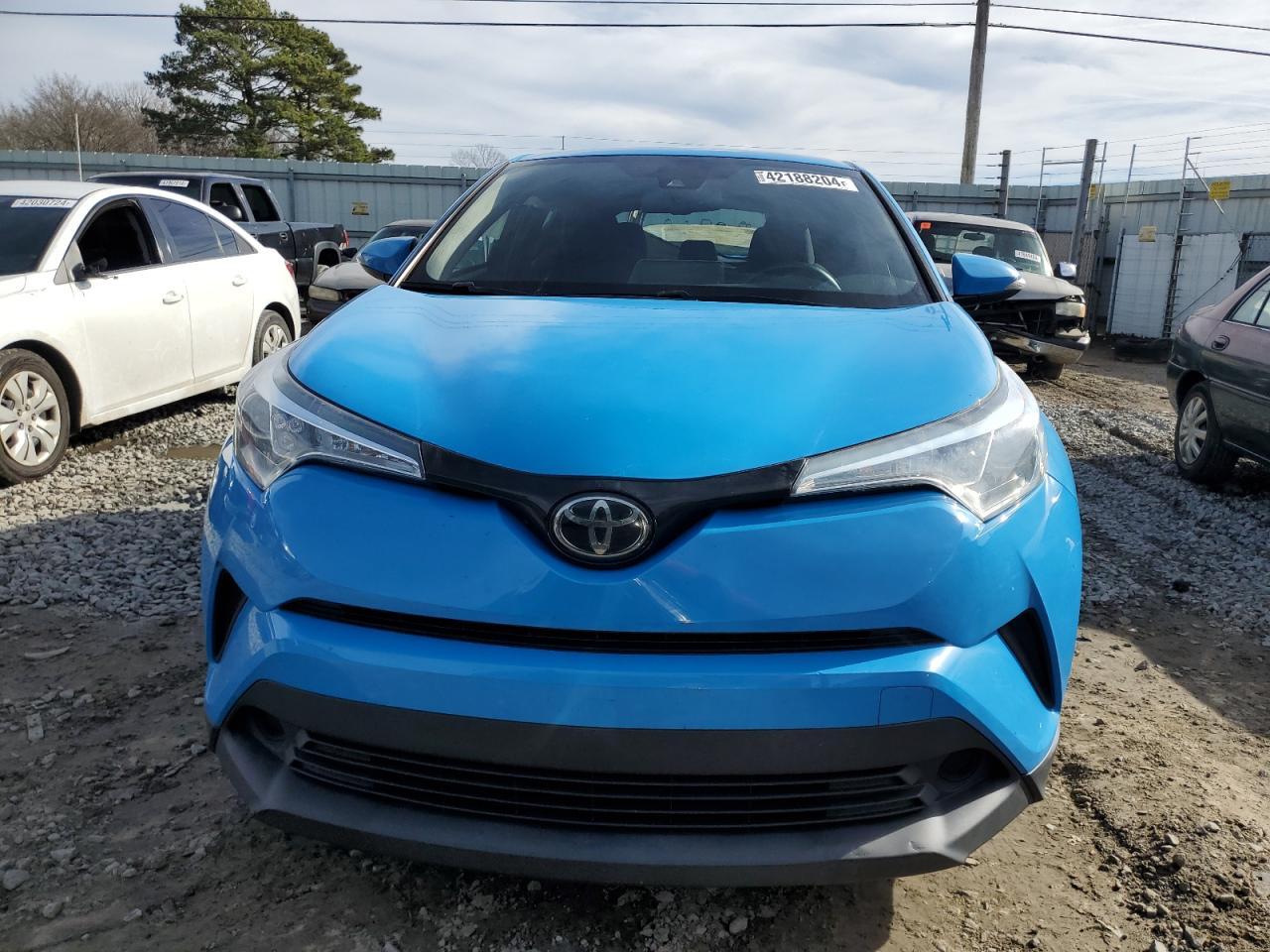 2019 TOYOTA C-HR XLE - Image 5