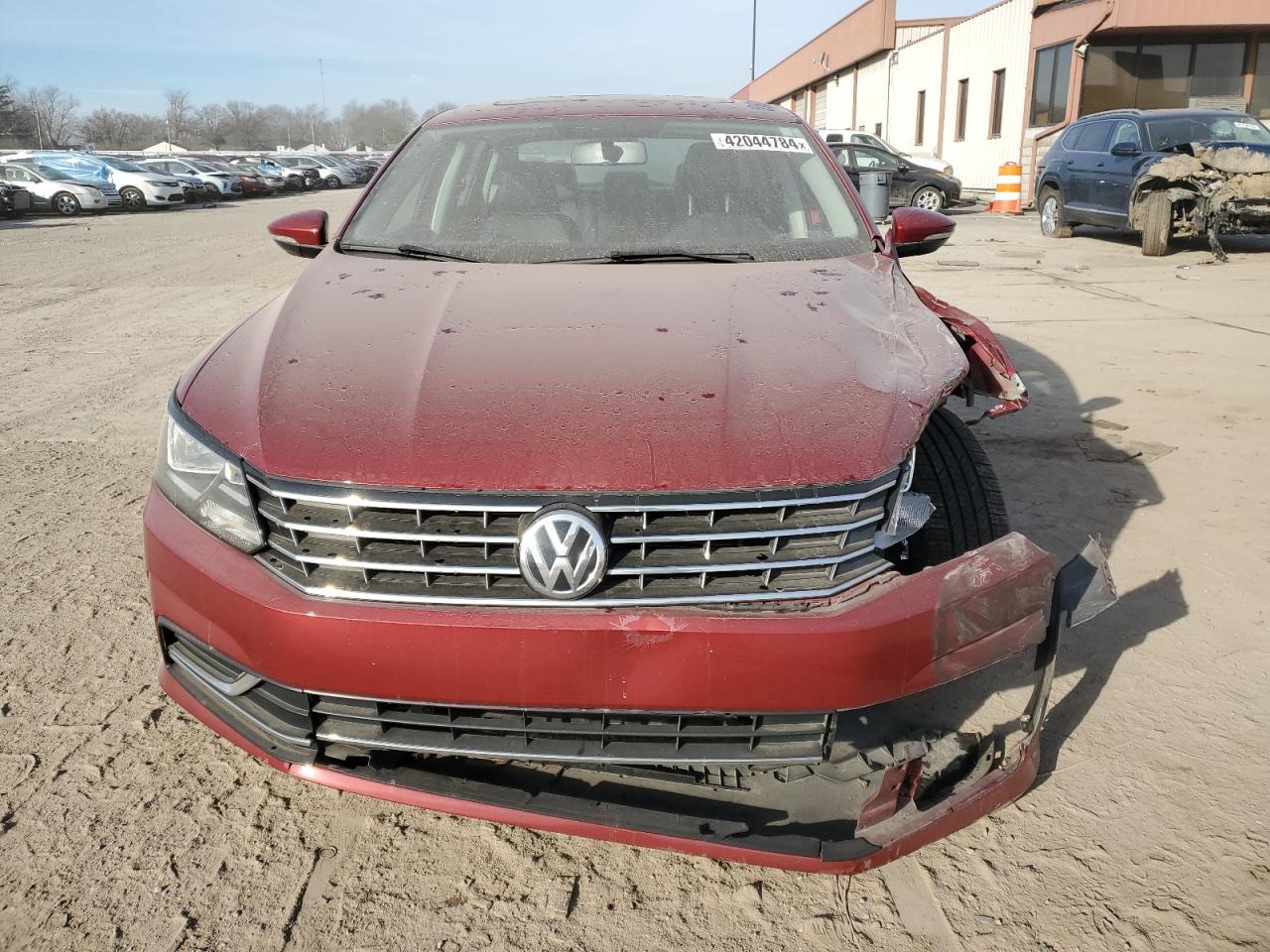 2019 VOLKSWAGEN PASSAT WOL - Фото 5