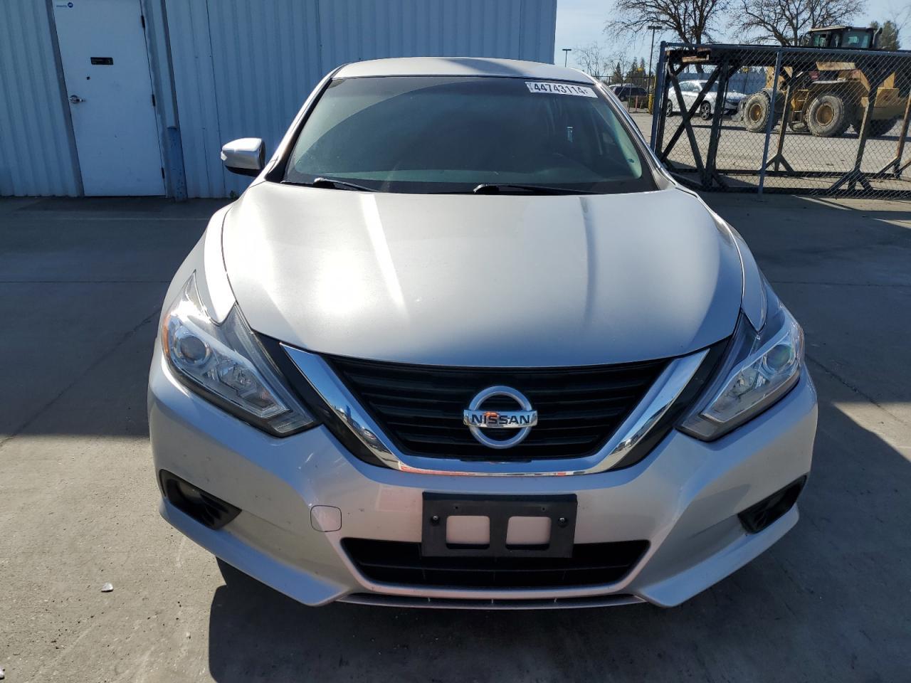 2018 NISSAN ALTIMA 2.5 - Фото 5